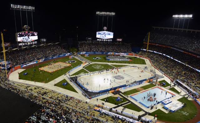Pass or Fail: LA Kings, Anaheim Ducks Stadium Series jerseys