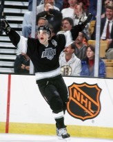 Luc Robitaille to be seventh L.A. sports icon honored with statue - Los  Angeles Times