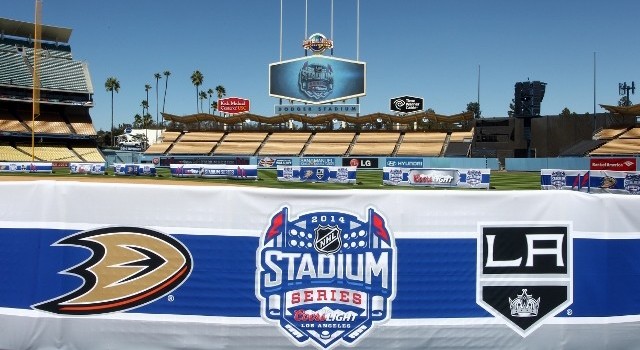 NHL Stadium Series 2014: Here's what Dodger Stadium will look like with a  hockey rink 