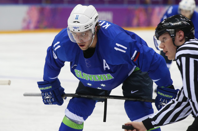 Ice Hockey - Winter Olympics Day 8 - Slovakia v Slovenia