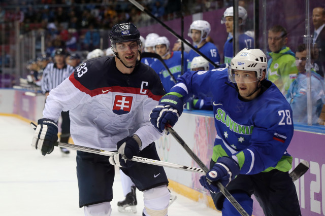 Ice Hockey - Winter Olympics Day 8 - Slovakia v Slovenia