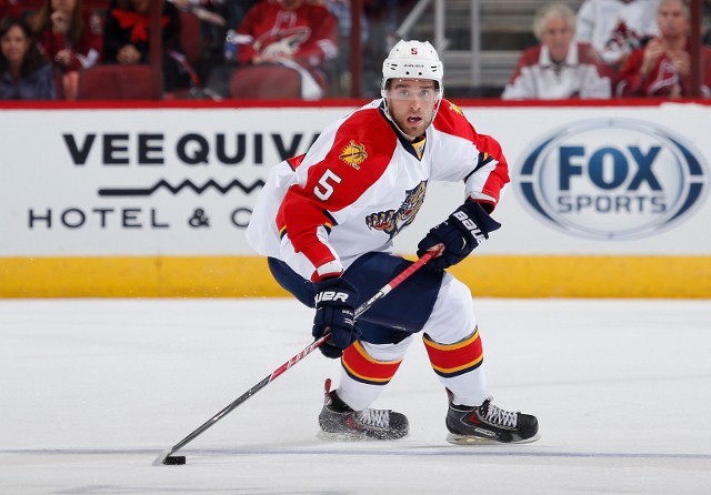 Florida Panthers v Arizona Coyotes