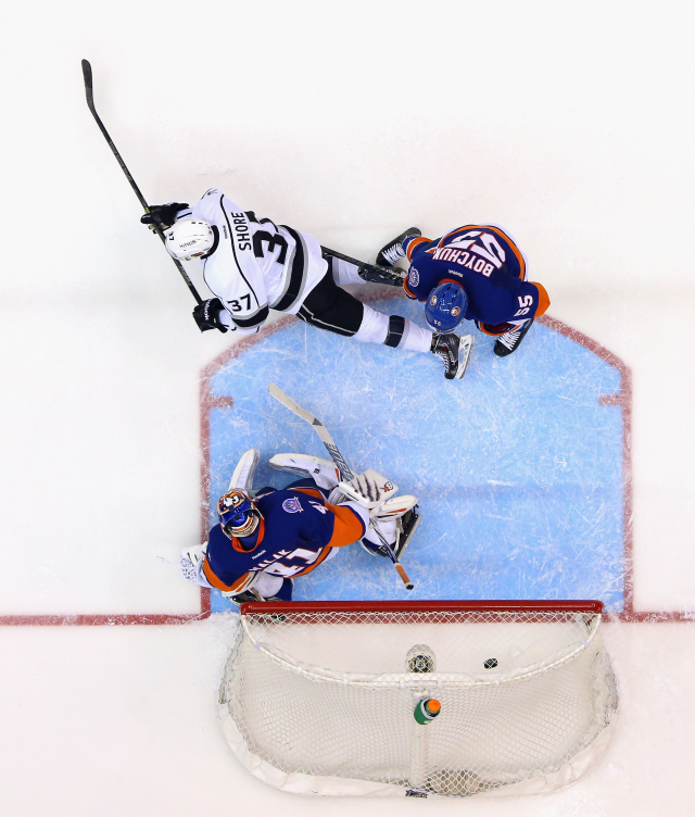 Los Angeles Kings v New York Islanders