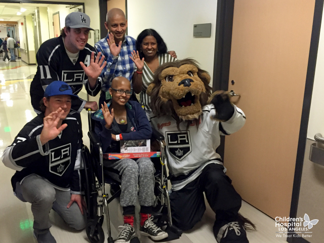 LA Kings Make Annual Team Visit to Children's Hospital Los Angeles