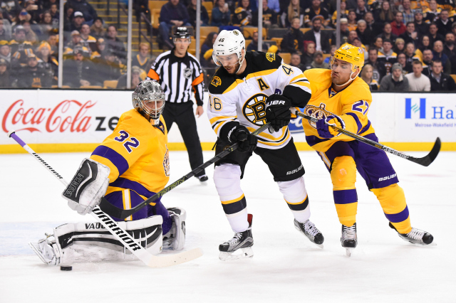 Los Angeles Kings v Boston Bruins