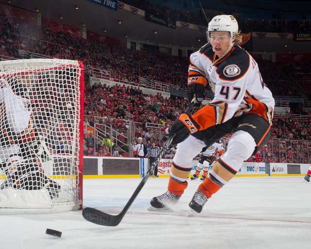 Anaheim Ducks v Detroit Red Wings