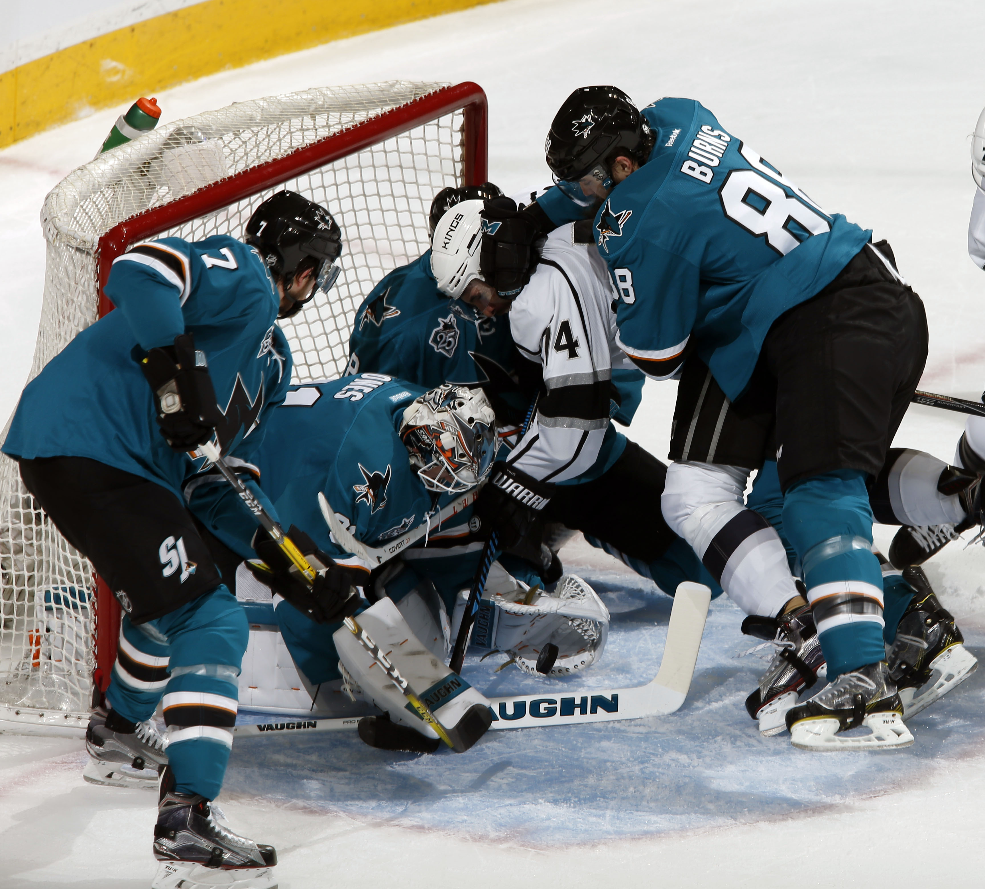 Los Angeles Kings v San Jose Sharks - Game Four