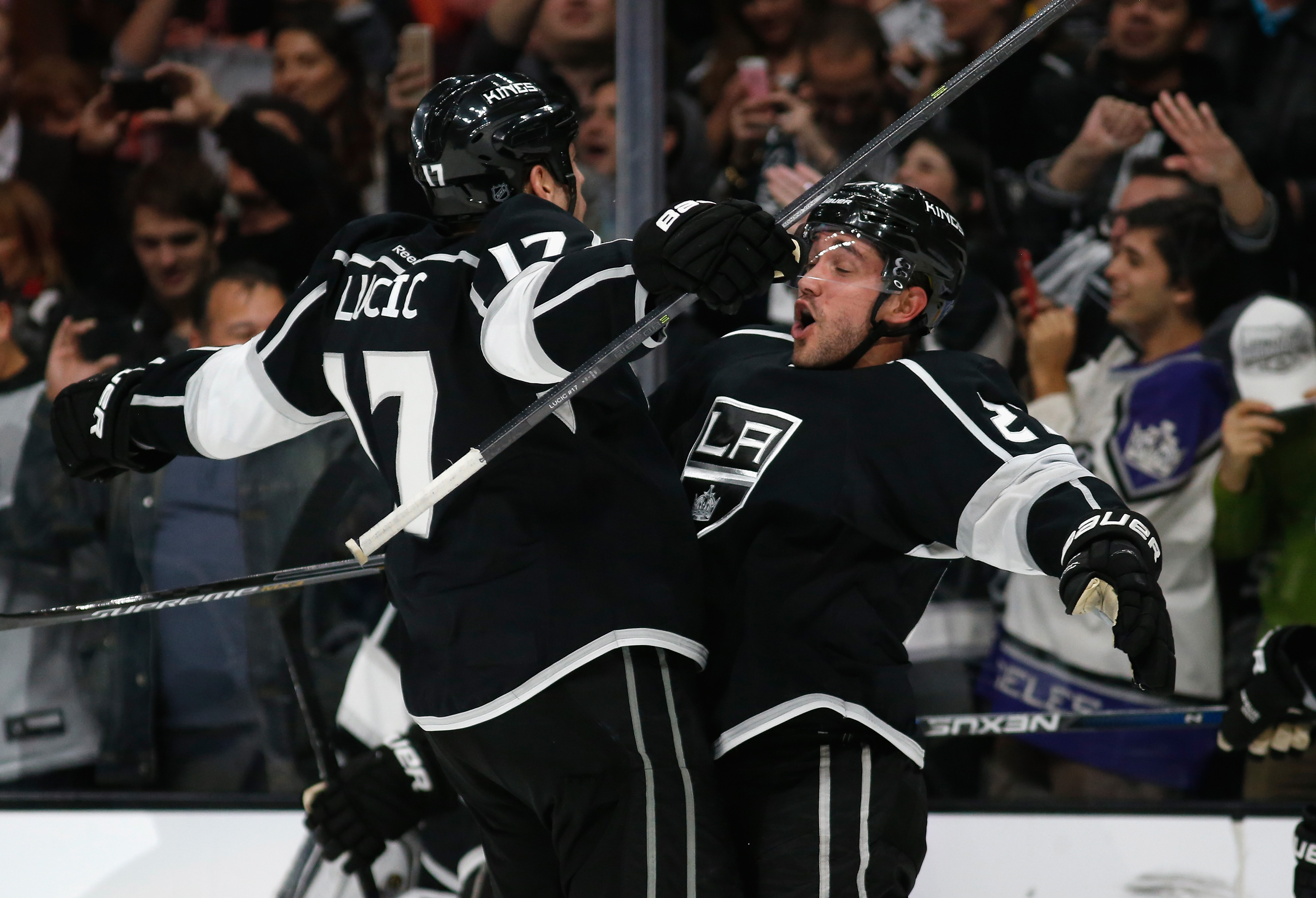 Chicago Blackhawks v Los Angeles Kings