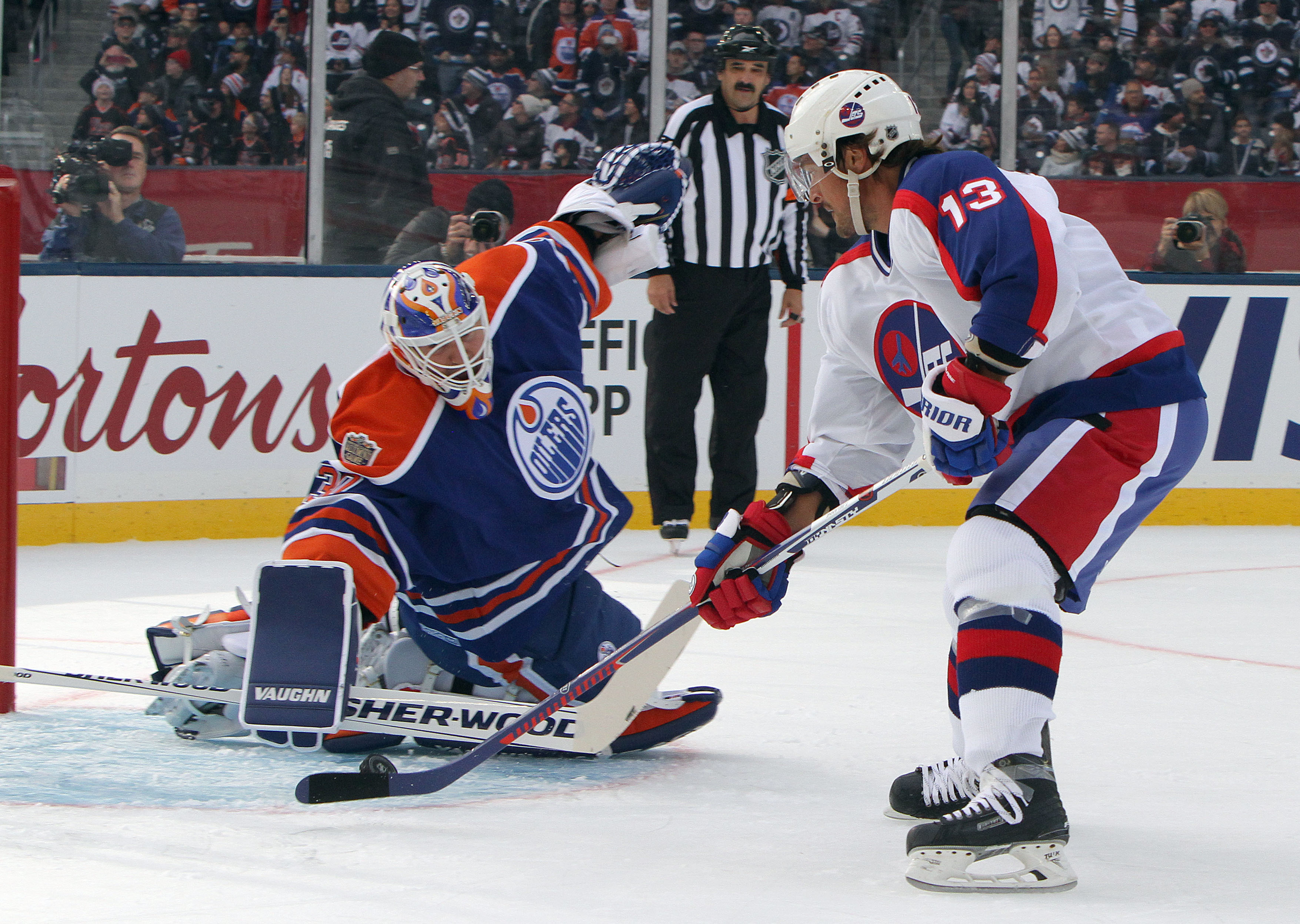 2016 Tim Hortons NHL Heritage Classic - Alumni Game