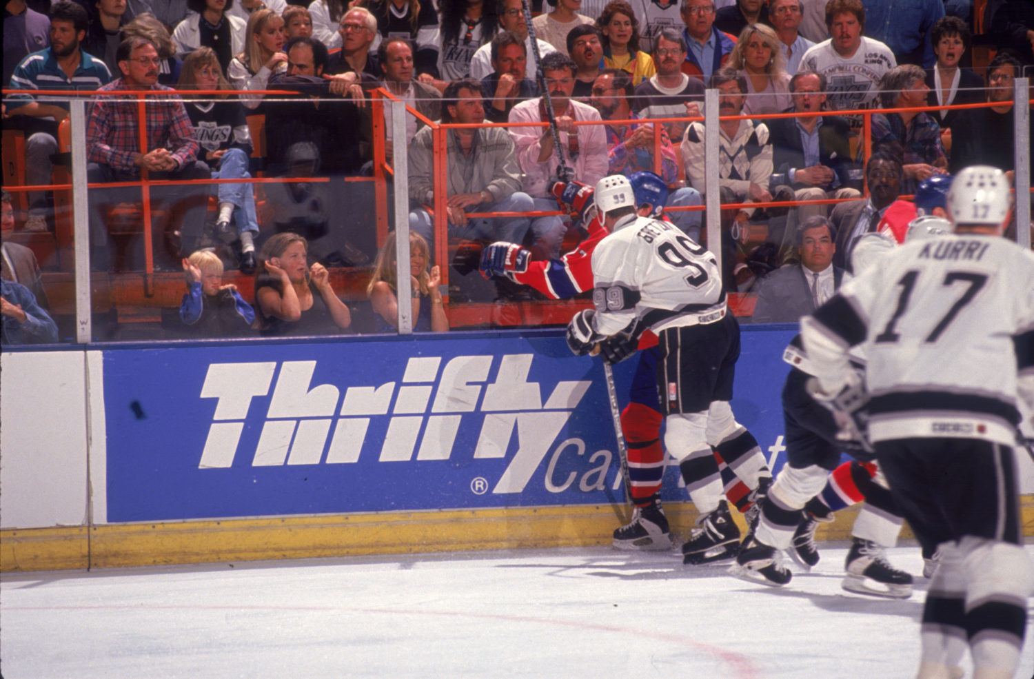 This Day in Kings' History (1989): Kings acquire Kelly Hrudey : r