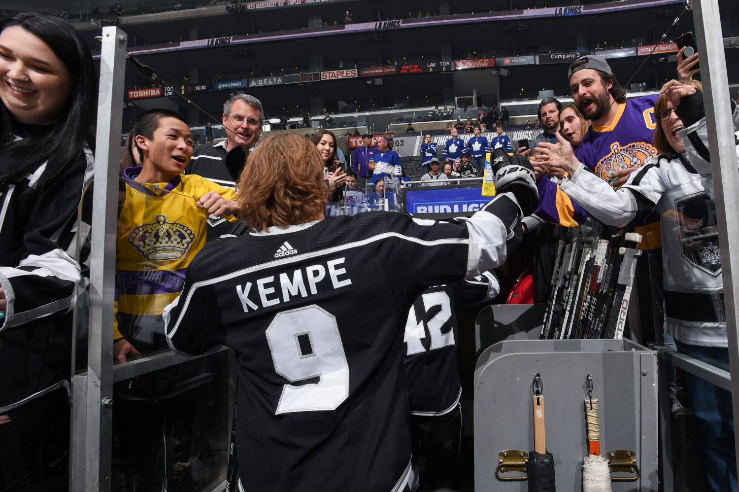 What it's like returning to arenas: A night at Staples Center
