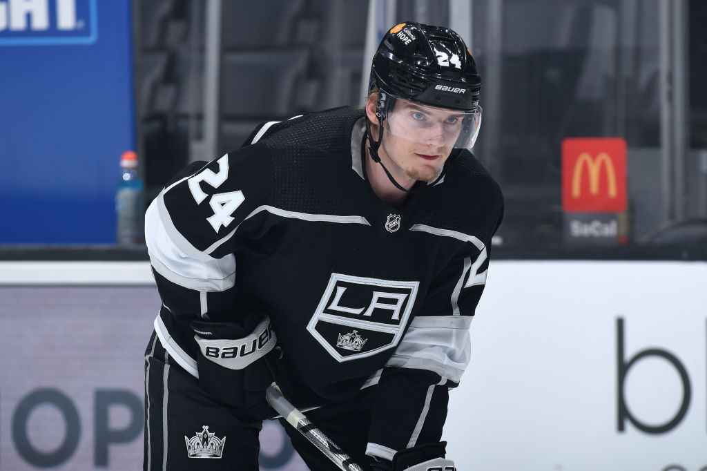 Kings new 3rd in NHL 22, beautiful. Still can't get the helmet right for  some reason. : r/losangeleskings