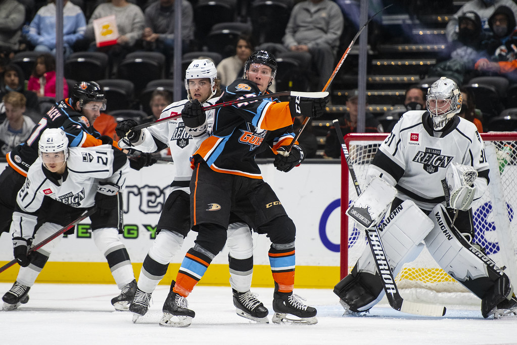 San Diego Gulls win game against Ontario Reign