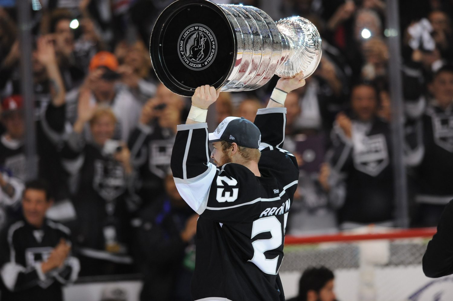 Los Angeles Kings captain Dustin Brown scores double overtime goal for  biggest play of postseason – Daily News