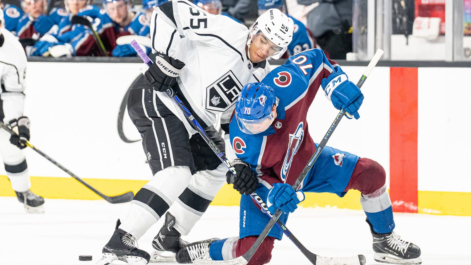 Snoop Dogg tells the players who is starting for the LA Kings on