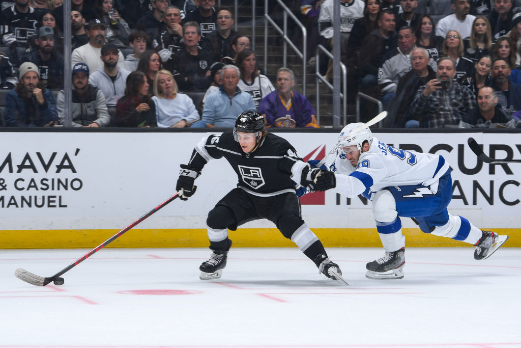 Photos: Lightning hold off Kings for 4-3 win