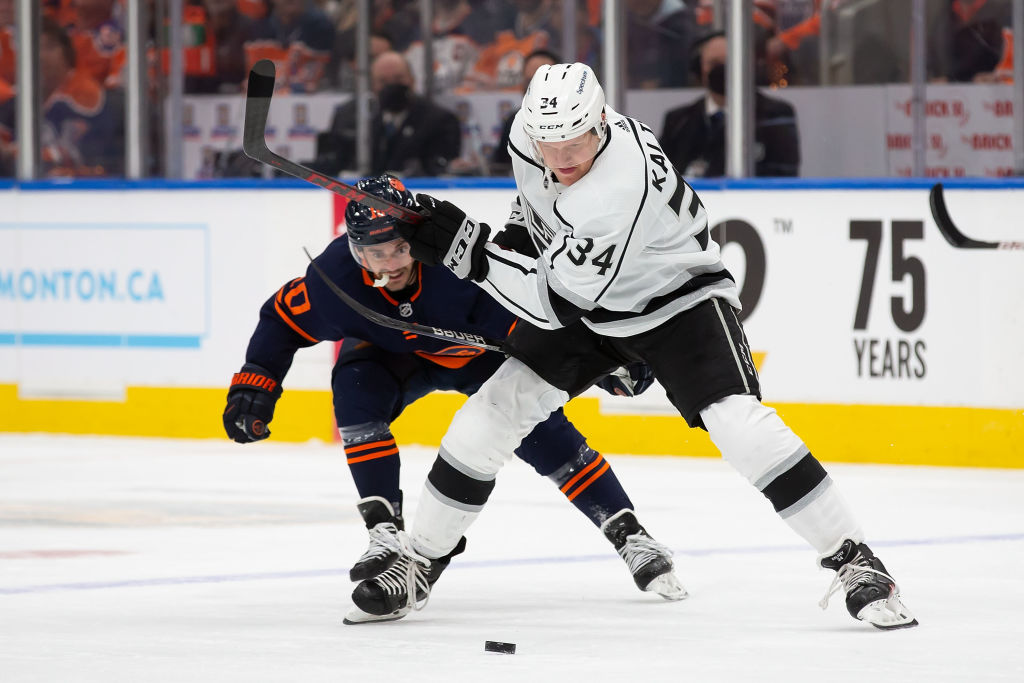 Oilers advance to second round with 5-4 victory over Kings – WWLP
