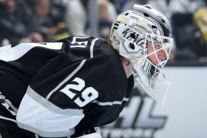 Monday Morning Round-Up - Promo Schedule, Kopitar on Bergeron