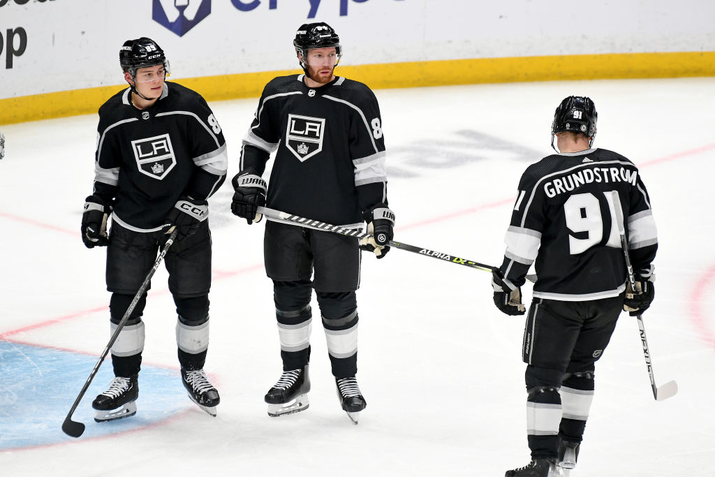 Los Angeles Kings Wear LA Dodgers Warmup Jerseys  Los angeles kings, Kings  hockey, Los angeles kings hockey