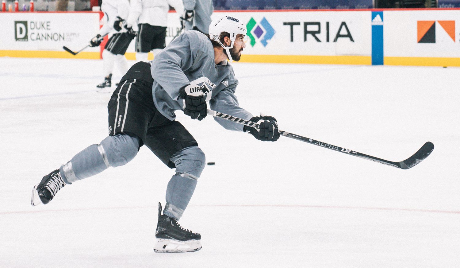 LA Kings wear Dodgers sweaters during pregame warmups - True Blue LA